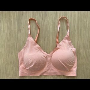 True&Co Coral Convertible Triangle Bra